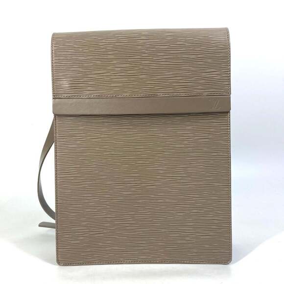 LOUIS VUITTON Authentic Brown Leather Pochette Shoulder Bag